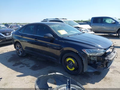 VOLKSWAGEN JETTA 2024