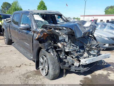 TOYOTA TACOMA 2017