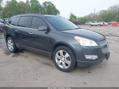 CHEVROLET TRAVERSE 2011