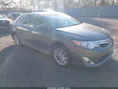 TOYOTA CAMRY 2014