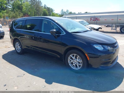 CHRYSLER VOYAGER 2022