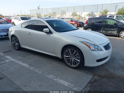 INFINITI G37 2013