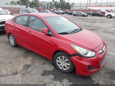 HYUNDAI ACCENT 2013