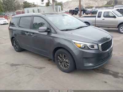 KIA SEDONA 2016