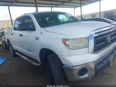 TOYOTA TUNDRA 2011