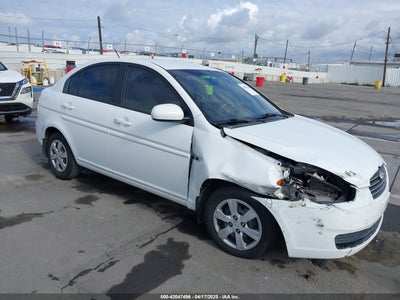 HYUNDAI ACCENT 2011