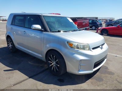 SCION XB 2013