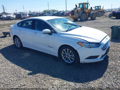 FORD FUSION HYBRID 2017