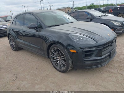 PORSCHE MACAN 2024