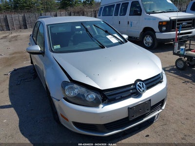 VOLKSWAGEN GOLF 2014