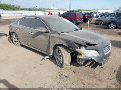 NISSAN MAXIMA 2014