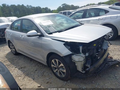 KIA RIO 2023