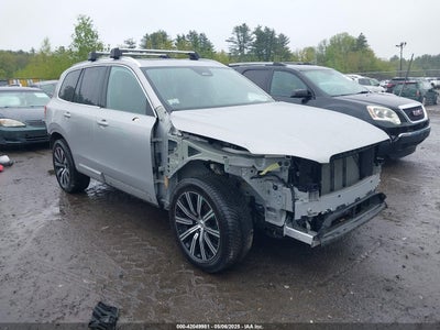 VOLVO XC90 2023