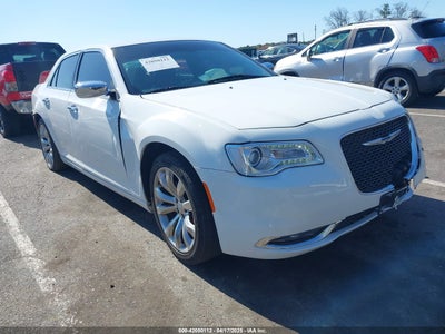 CHRYSLER 300 2018