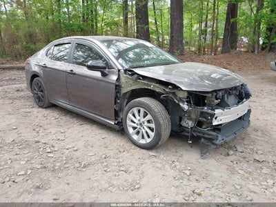 TOYOTA CAMRY 2021