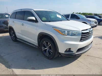 TOYOTA HIGHLANDER 2016