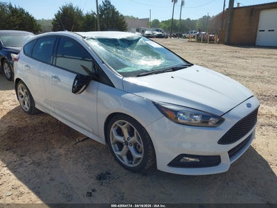 FORD FOCUS ST 2017