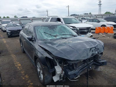 VOLKSWAGEN PASSAT 2017