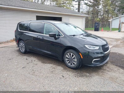 CHRYSLER PACIFICA HYBRID 2022