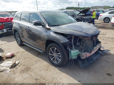 TOYOTA HIGHLANDER 2018