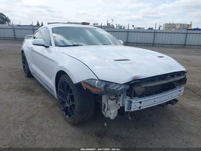 FORD MUSTANG 2019