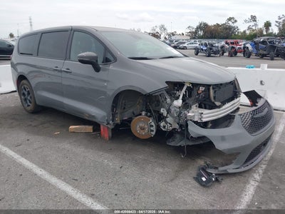 CHRYSLER PACIFICA HYBRID 2023