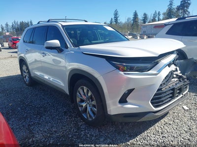 TOYOTA GRAND HIGHLANDER 2024