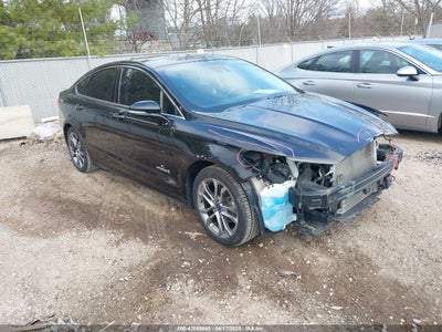 FORD FUSION HYBRID 2019
