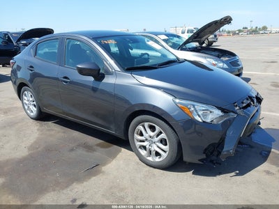 TOYOTA YARIS IA 2018