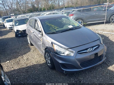 HYUNDAI ACCENT 2013