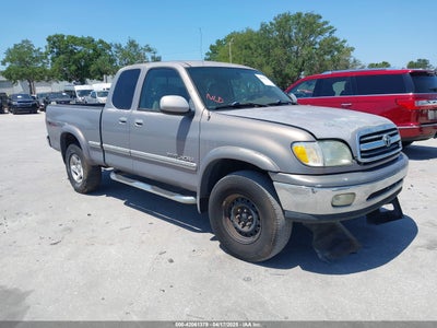 TOYOTA TUNDRA 2001