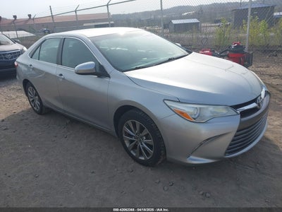 TOYOTA CAMRY 2016