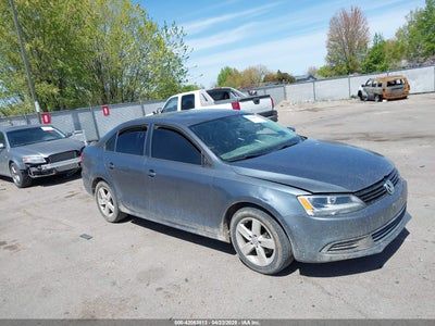 VOLKSWAGEN JETTA 2012