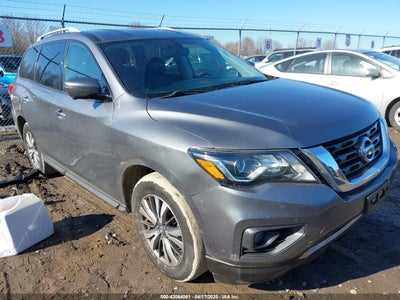 NISSAN PATHFINDER 2019