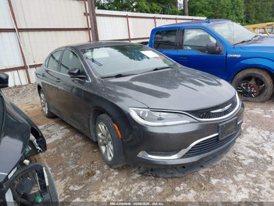 CHRYSLER 200 2015
