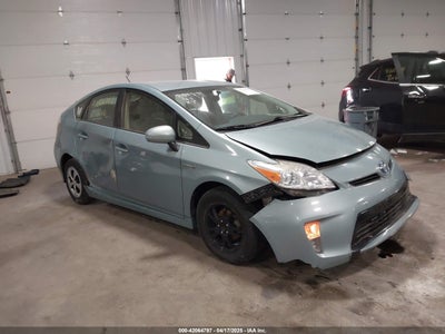 TOYOTA PRIUS 2013