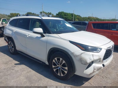 TOYOTA HIGHLANDER 2021