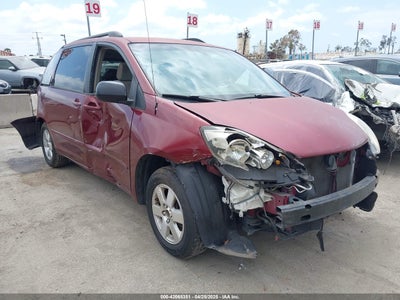 TOYOTA SIENNA 2008
