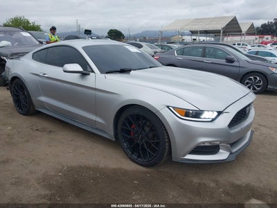 FORD MUSTANG 2015
