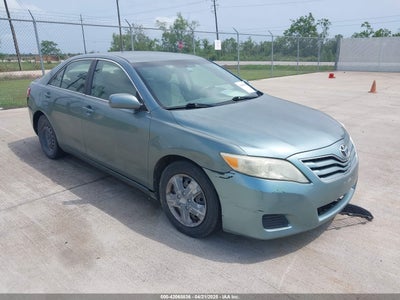 TOYOTA CAMRY 2010