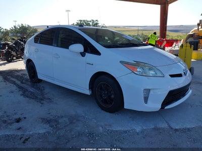 TOYOTA PRIUS 2014