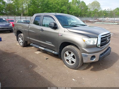 TOYOTA TUNDRA 2010