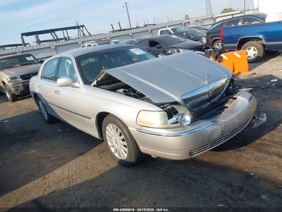 LINCOLN TOWN CAR 2005