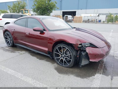 PORSCHE TAYCAN 2022