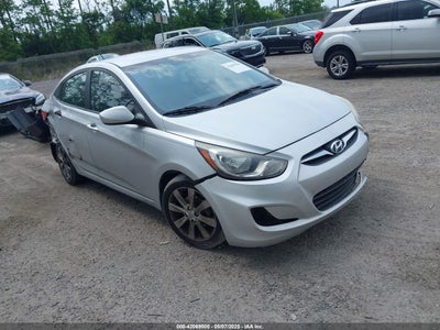 HYUNDAI ACCENT 2013