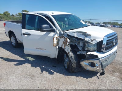 TOYOTA TUNDRA 2011