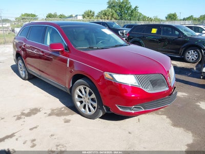 LINCOLN MKT 2013