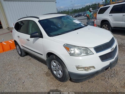 CHEVROLET TRAVERSE 2011