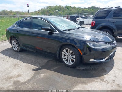 CHRYSLER 200 2015