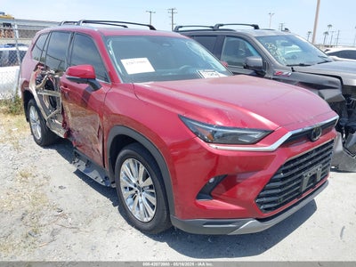 TOYOTA GRAND HIGHLANDER 2024